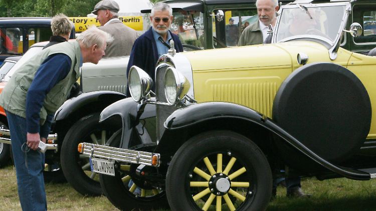 Da zeigt man, was man hat: Die Oldtimerfreunde werden immer zahlreicher und setzen immer mehr Geld um.