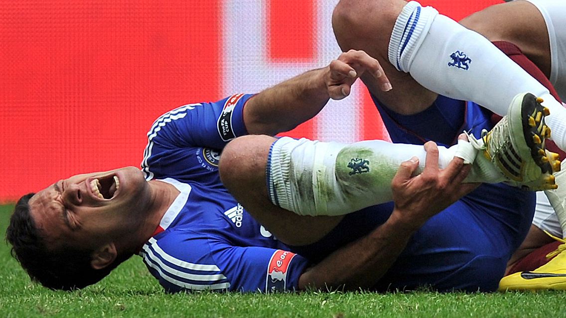 Die deutsche Sport-Prominenz leidet mit Michael Ballack.