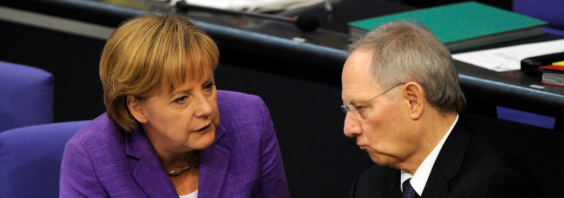 Bundeskanzlerin Merkel und Finanzminister Schäuble im Bundestag.