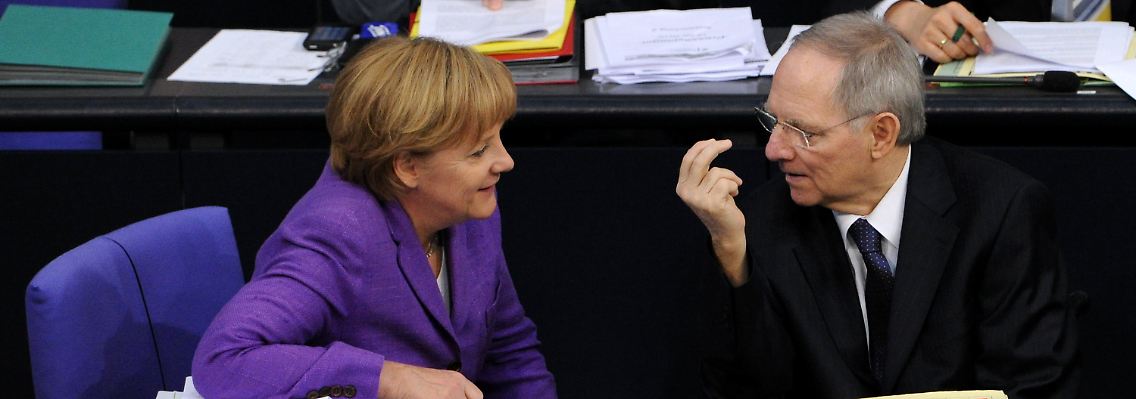 Von 2011 an muss "mit Verstand" gespart werden, sagt Kanzlerin Merkel. Die Minister müssen sich bereits jetzt darauf einstellen.