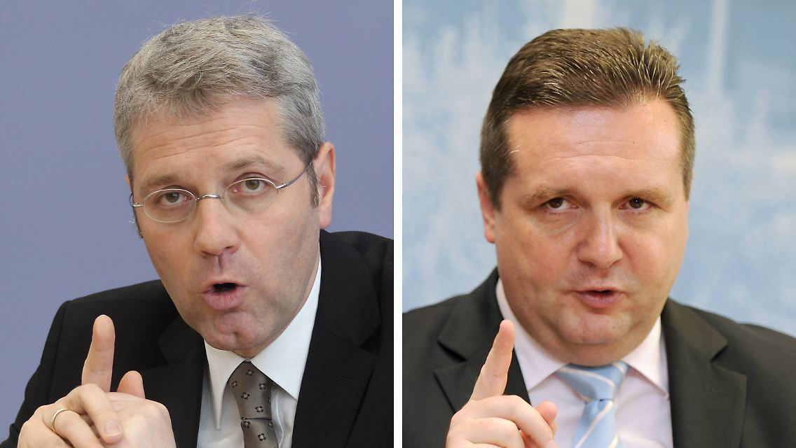 Röttgen (l.) fordert eine Beteiligung des Bundesrats. Das es dazu kommt, ist unwahrscheinlich. Mappus fordert eine möglichst lange Laufzeitverlängerung.