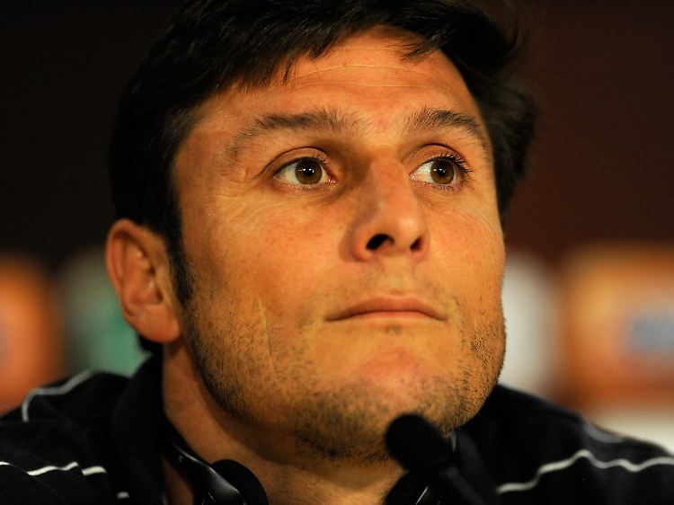 Javier Zanetti ist 36 und seit 15 Jahren unverzichtbar bei Inter Mailand. Für Argentiniens Nationalelf gilt das nicht, deshalb ist das Champions-League-Finale sein letztes Saisonspiel.