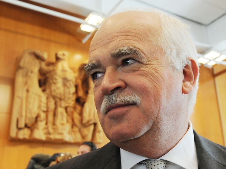 Peter Gauweiler lässt das Gesetz von der höchsten Instanz prüfen.