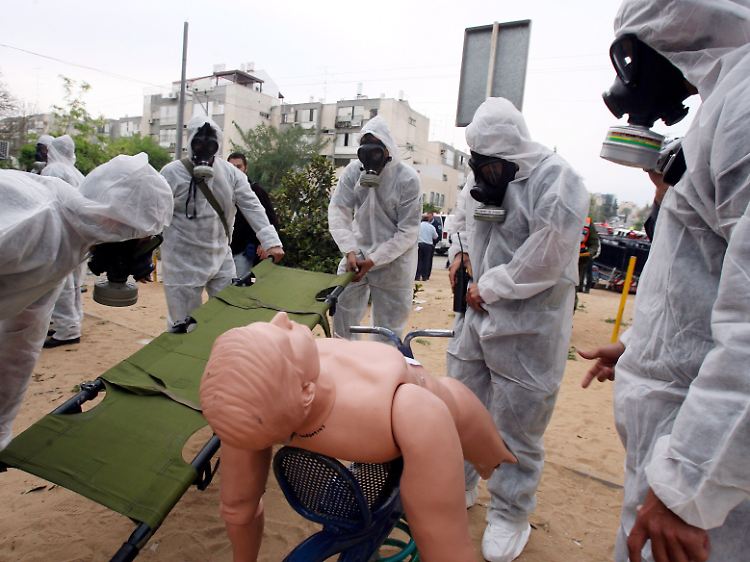 Zivilschutzübungen werden in Israel regelmäßig durchgeführt (Foto: 2008).