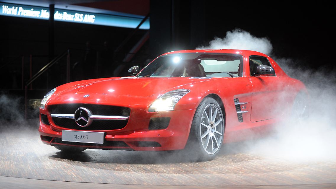 Darauf sollten auch Chinesen abfahren: Mercedes' geflügelte rote Göttin mit Namen SLS