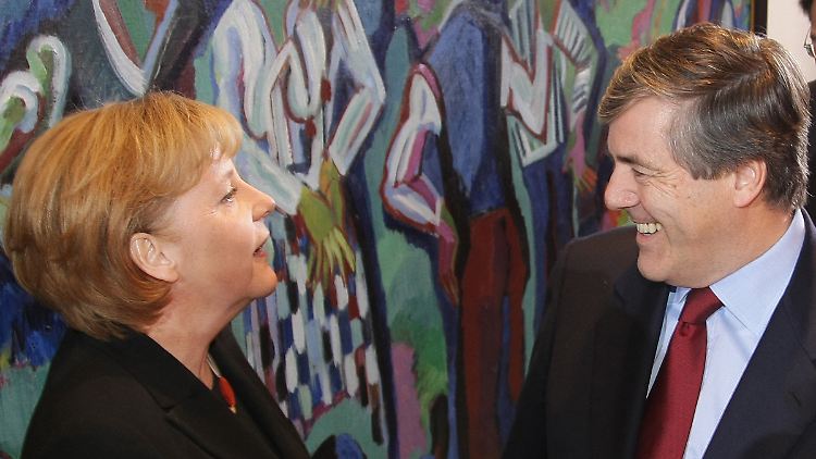 Sie verstanden sich mal blendend: Angela Merkel und Josef Ackermann (Archivfoto vom 14.12.2008).