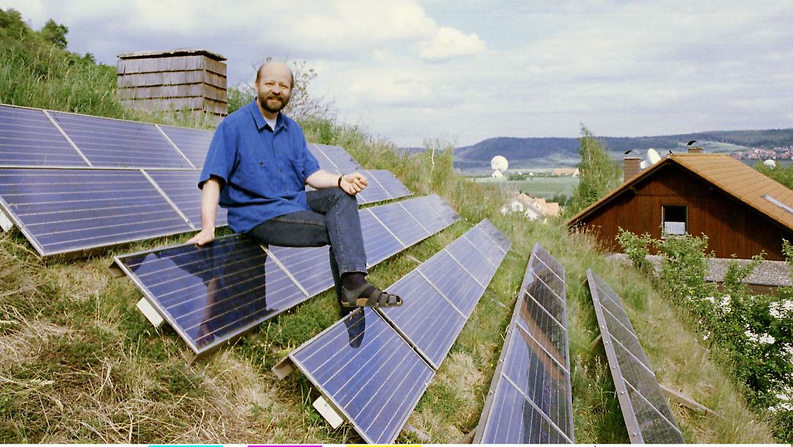 Ging schon 1997 mit gutem Beispiel voran: Fell und die Photovoltaik-Anlage auf seinem Dach.