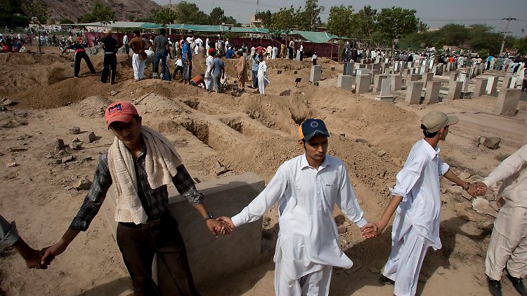 Pakistan_ANJ112.jpg961911525393554904.jpg