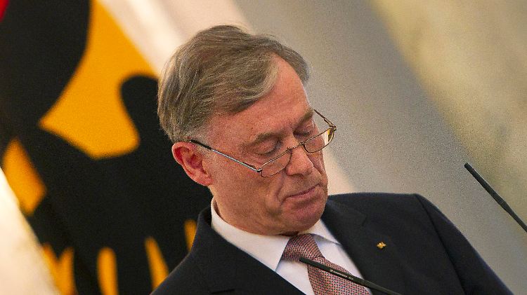 Köhler verlas seine Erklärung ...
