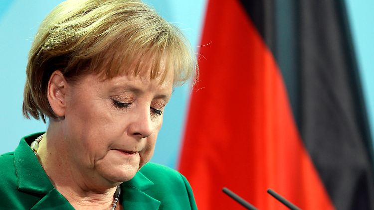 Merkel sagte, sie bedaure Köhlers Rücktritt "auf das Allerhärteste".
