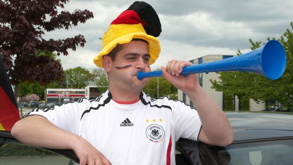 In Südafrika können Fußball-Touristen Versicherungsschutz gebrauchen.