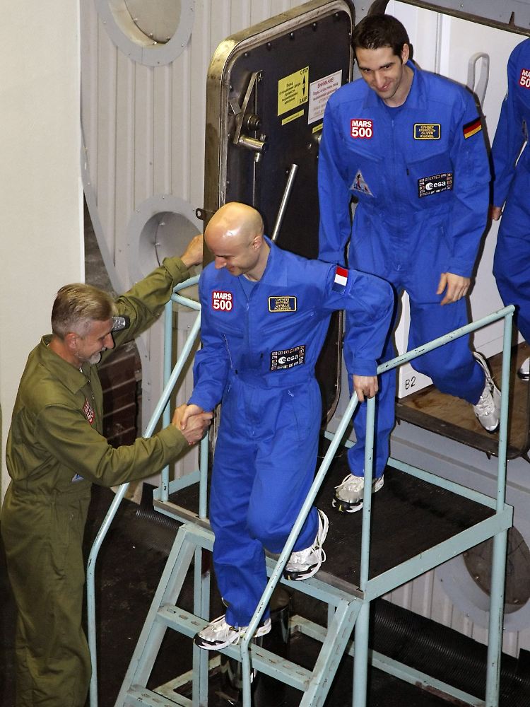 Das Vorgänger-Experiment 2009 dauerte 105 Tage. Mit dabei war der Deutsche Oliver Knickel.