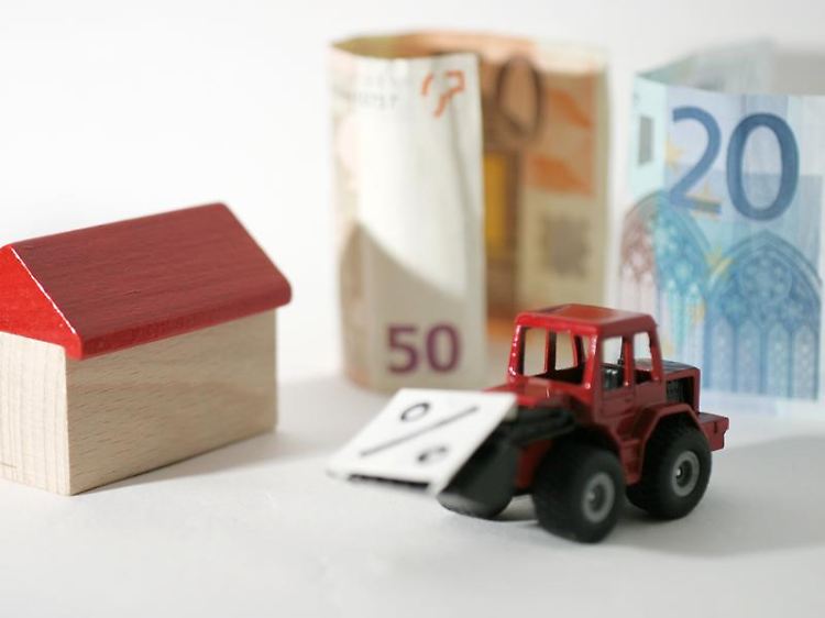 Wer ein Haus bauen möchte, sollte keine Zeit verlieren: Nie war Baugeld in Deutschland so günstig wie jetzt.