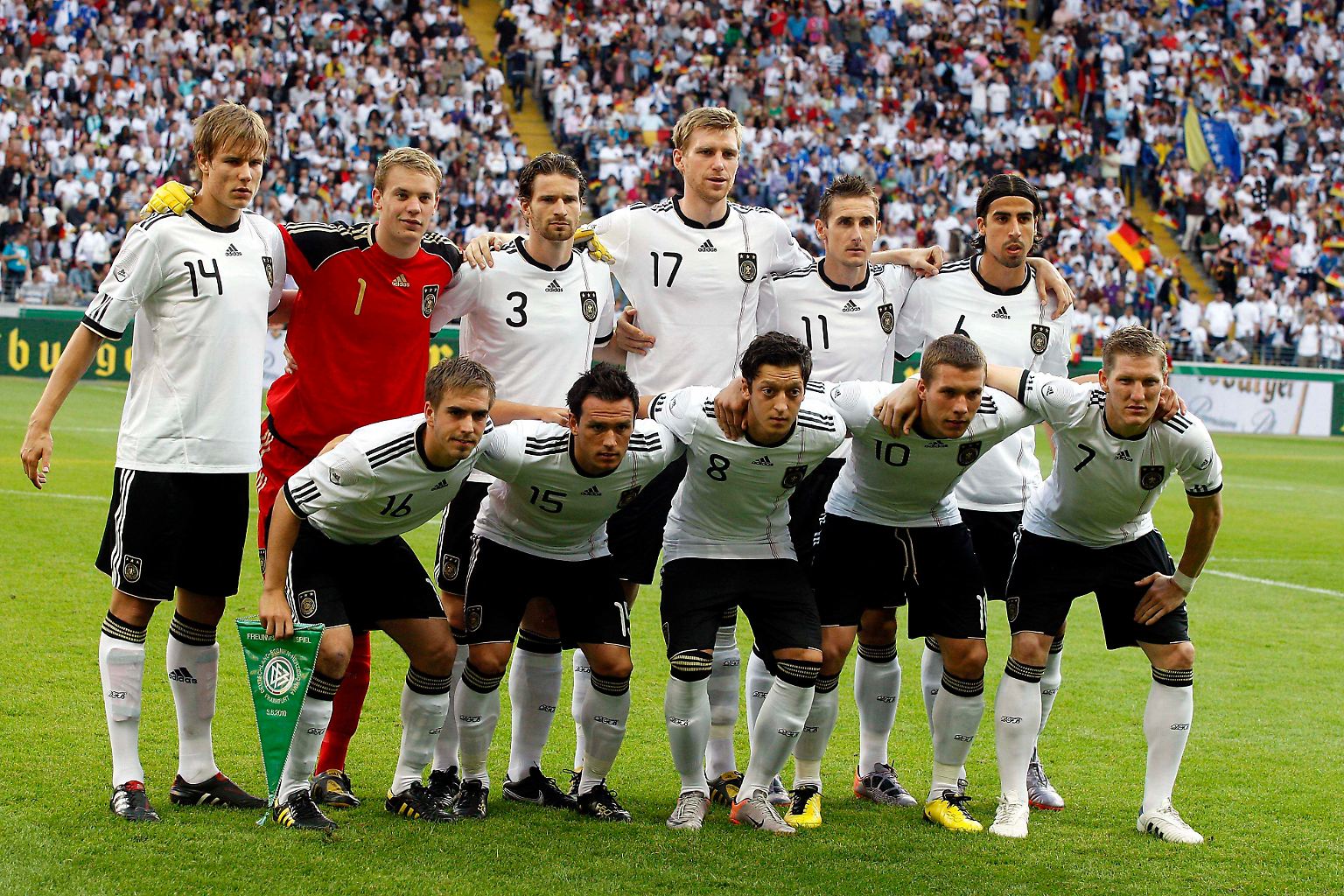 Den WM-Härtetest gegen Bosnien-Herzegowina hat die DFB-Elf bestanden.
