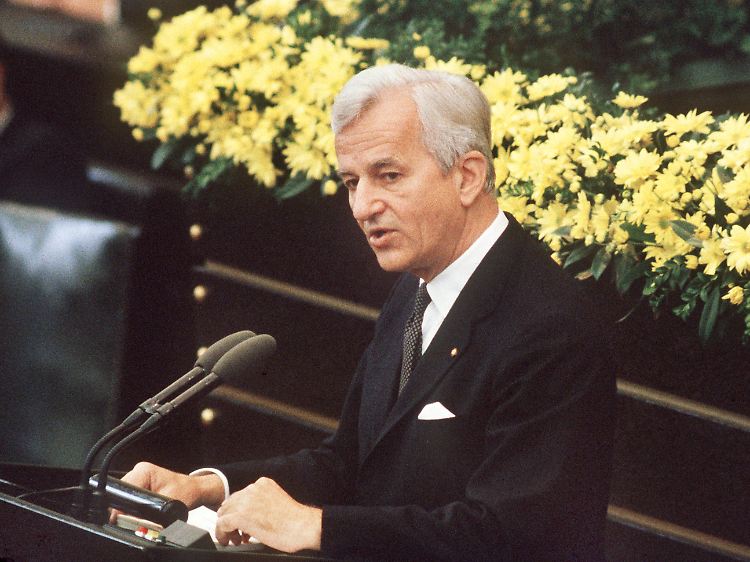 Richard von Weizsäcker am 8. Mai 1985 im Bundestag. Seine Rede zum Ende des Zweiten Weltkriegs war eine Sternstunde in der Geschichte der deutschen Bundespräsidenten.