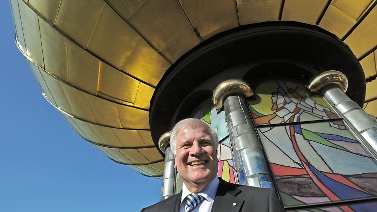 Seehofer ist jetzt der erfahrenste Unions-Regierungschef in den Bundesländern.