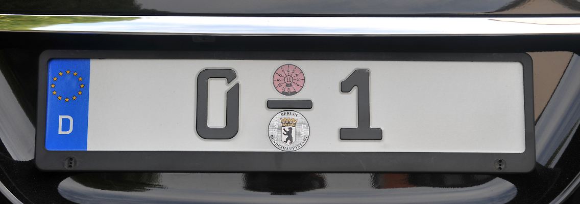 Wer wird auf der Rückbank dieses Wagens sitzen?