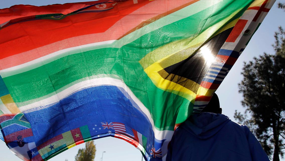 Je länger "Bafana Bafana" im Turnier bleibt, umso länger können sich die Fans am Erfolg berauschen.
