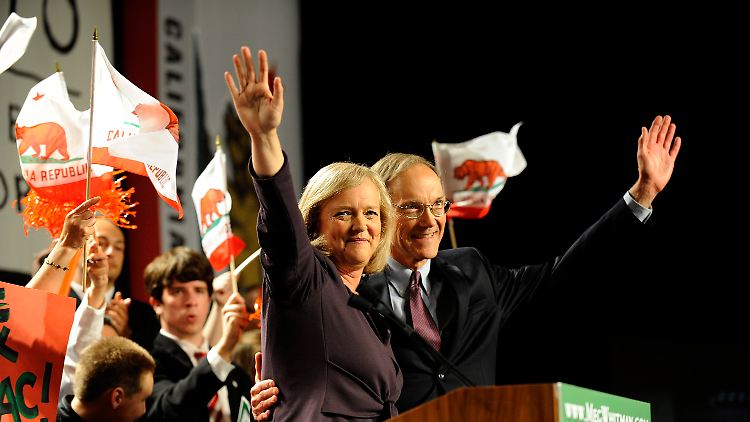 Meg Whitman freut sich zusammen mit Ehemann Griff Harsh.
