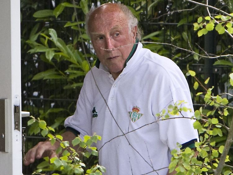 Wunderheiler aus Holland: Dick von Toorn machte Robben fit für die WM. Die Frage ist, wie genau.