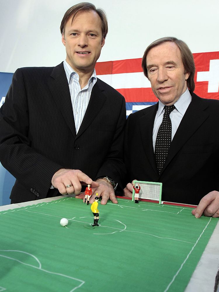 Duo Infernale der deutschen Fernsehunterhaltung: Gerhard Delling und Günter Netzer.