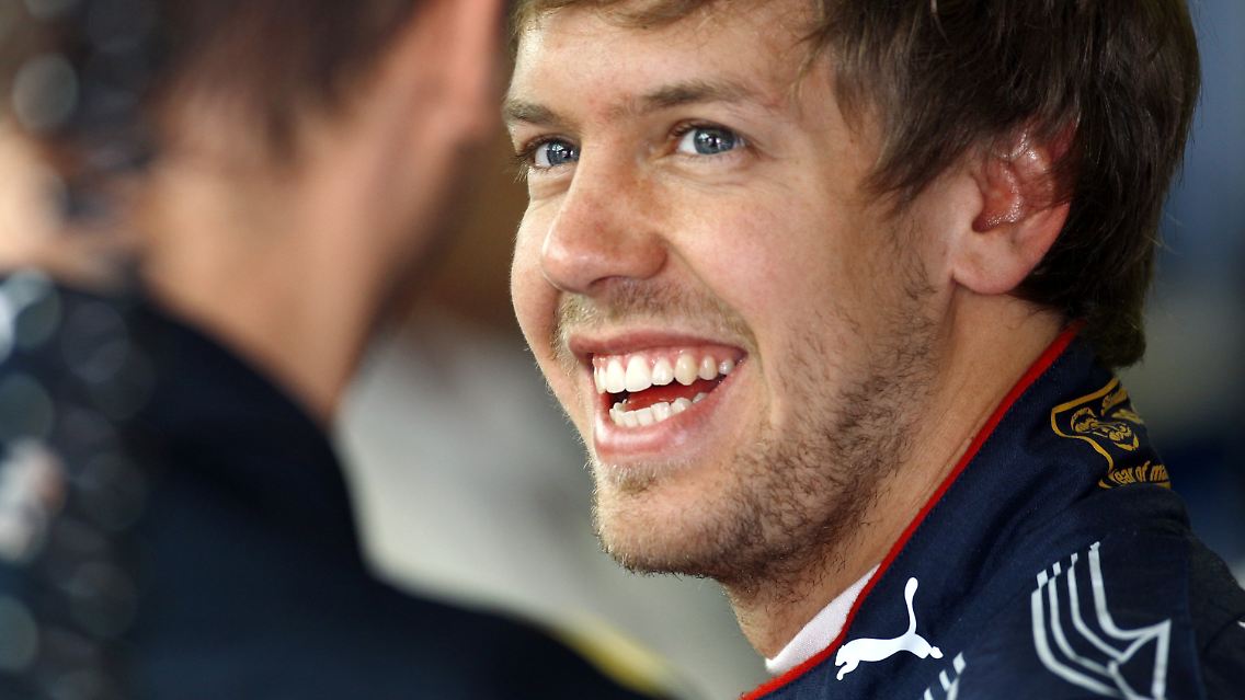 Sebastian Vettel hat die Turbulenzen um den Istanbul-Crash scheinbar bestens verkraftet.