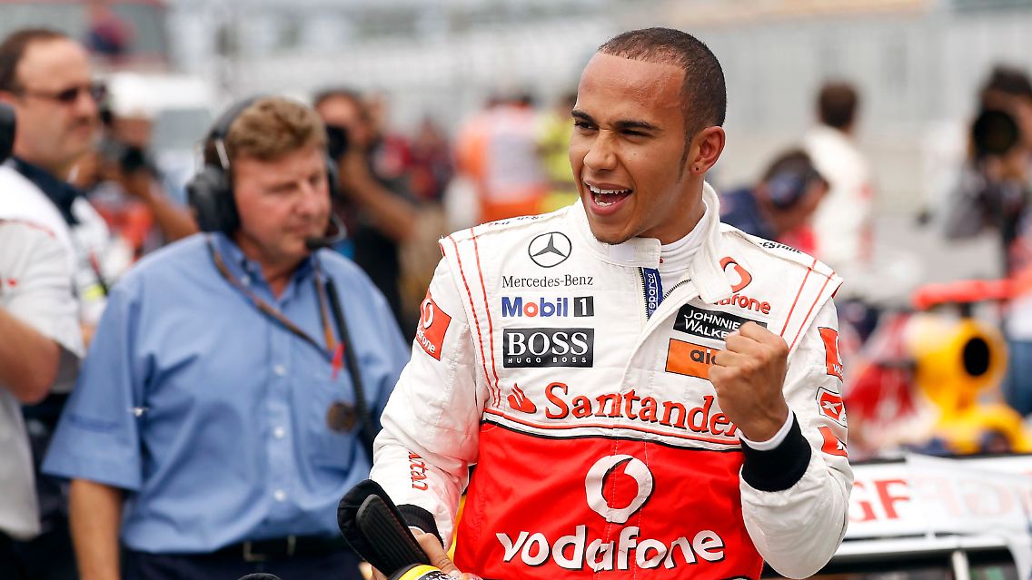 Nach der Eroberung der Pole wird Lewis Hamilton die Geldstrafe egal sein.