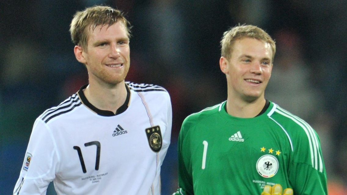 Stehen ihren Mann: Per Mertesacker und Manuel Neuer.