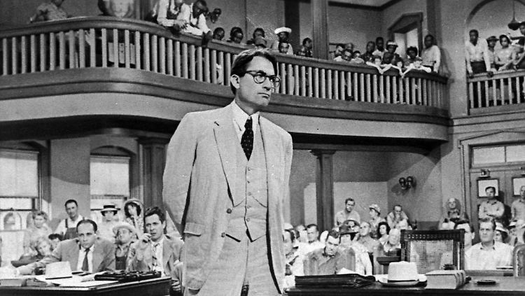 Gregory Peck gewinnt für seine Darstellung des Atticus Finch einen Oscar als bester Hauptdarsteller.