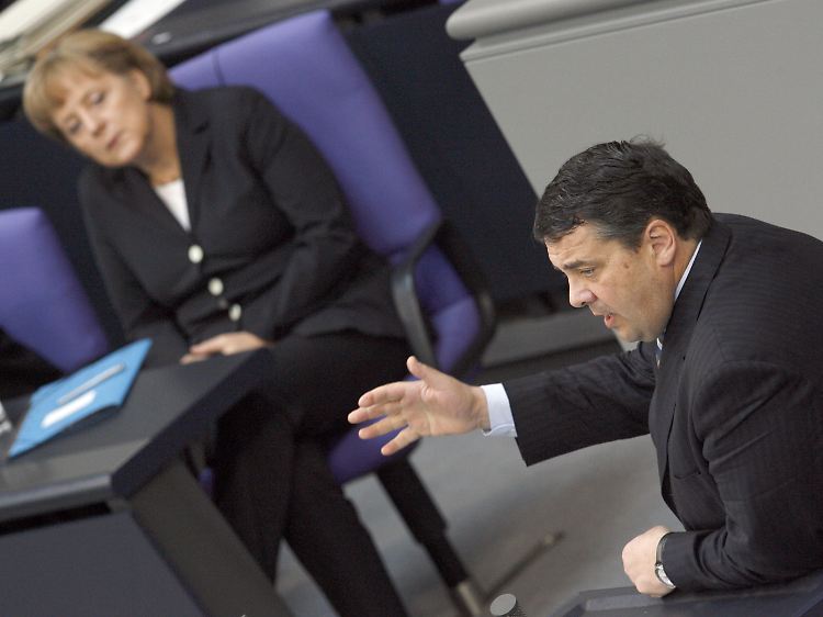 Sigmar Gabriel bietet der Regierung Unterstützung an.