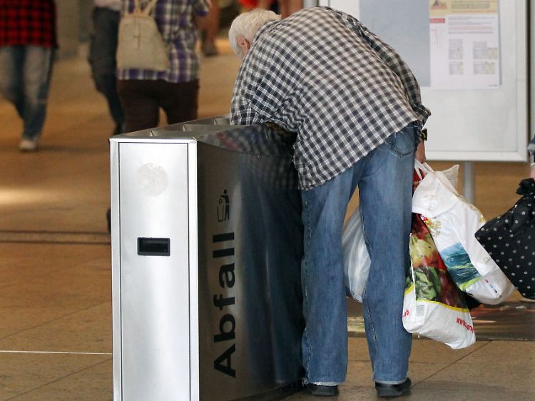Scheidung oder der Verlust des Arbeitsplatzes - es gibt viele Wege in die Armut.