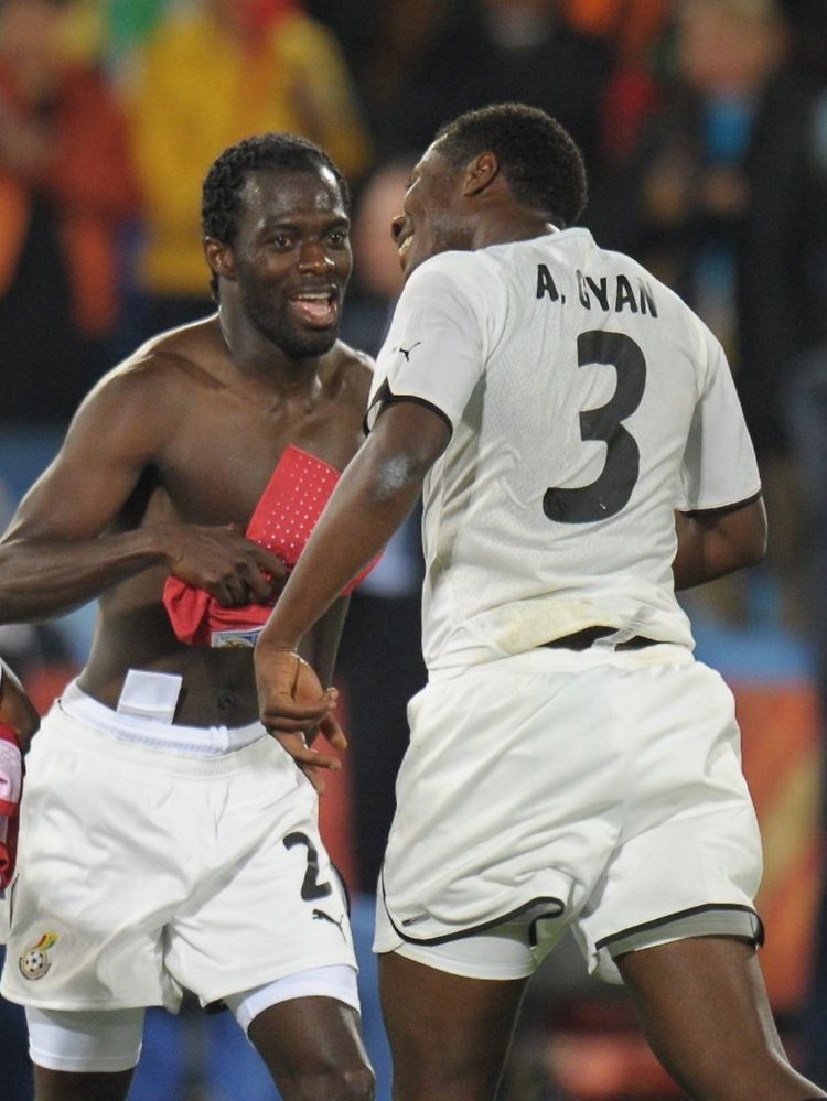Hans Sarpei (links) und Asamoah Gyan.