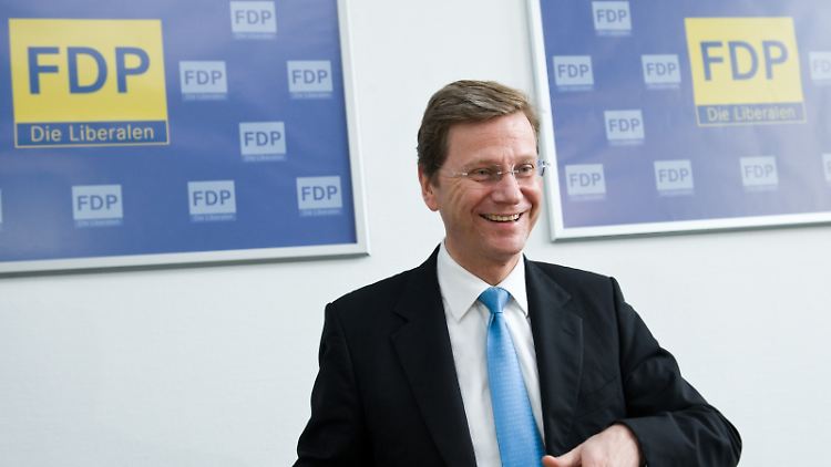DEU_BB_FDP_Praesidium_Regierung_Parteien_HAL111.jpg3346694235403462635.jpg