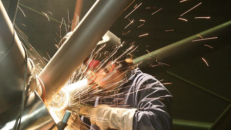 In der Industrie sind die Aussichten weniger rosig als in anderen Wirtschaftszweigen 