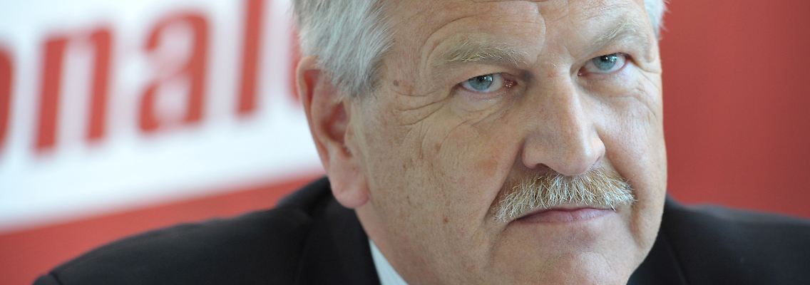 Udo Voigt bleibt der Zutritt in Bad Saarow verwehrt.