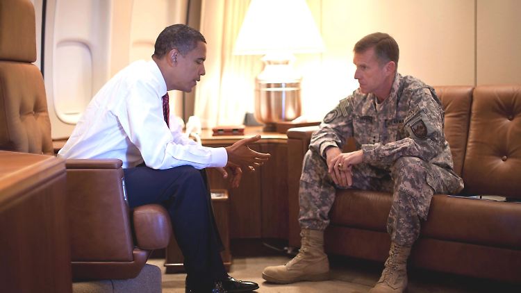 McChrystal wurde von Obama entlassen.