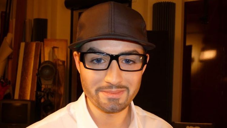 Das letzte Mal versuchte es Menderes bei DSDS "incognito" - vergebens.