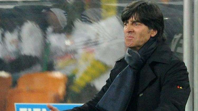 "Befreit aufspielen? Völlig befreit aufspielen kann man bei einem Turnier nie": Bundestrainer Joachim Löw.