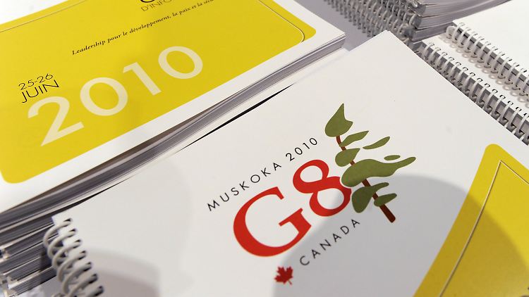 Informationsmaterialien für die Journalisten liegen in Ottawa bereit.