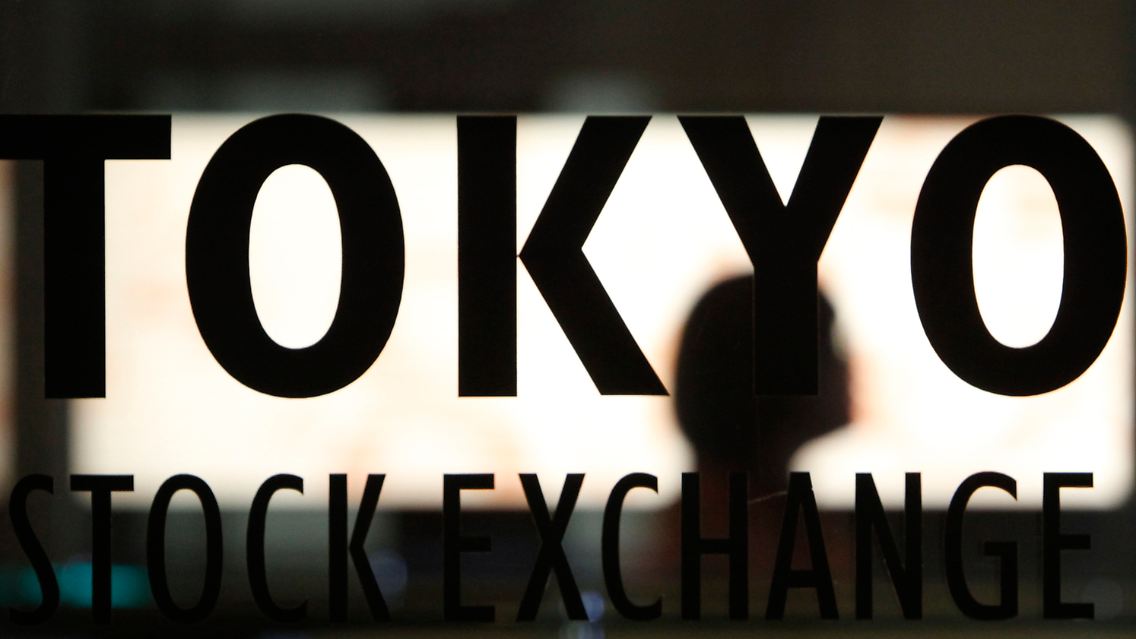 Der Nikkei fällt damit auf seinen niedrigsten Stand der letzten beiden Wochen.