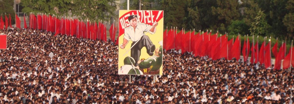 Demonstration in Nordkorea, um des 60. Jahrestages des Korea-Krieges zu gedenken.
