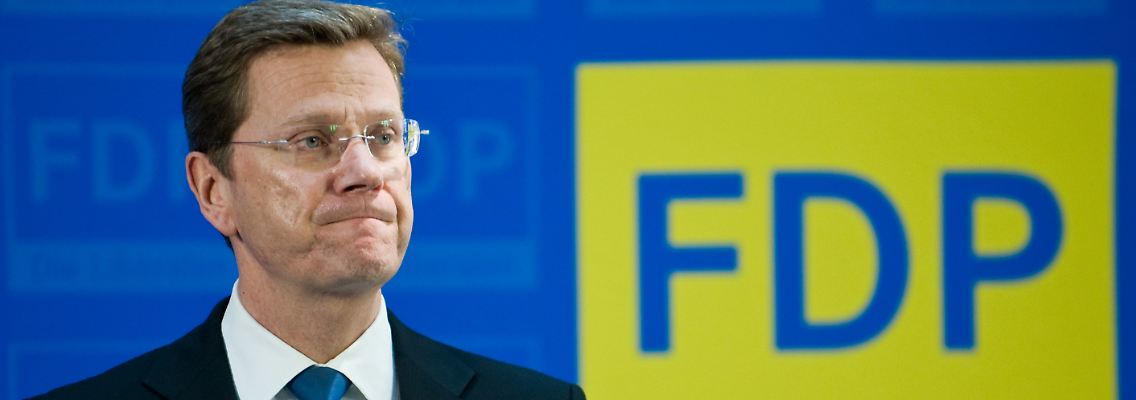 Westerwelle wirft lediglich den Begriff von der Steuersenkungspartei über Bord.