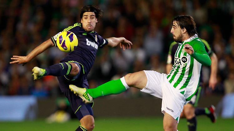 Samit Khedira sah vor dem Siegtor von Betis nicht gut aus.