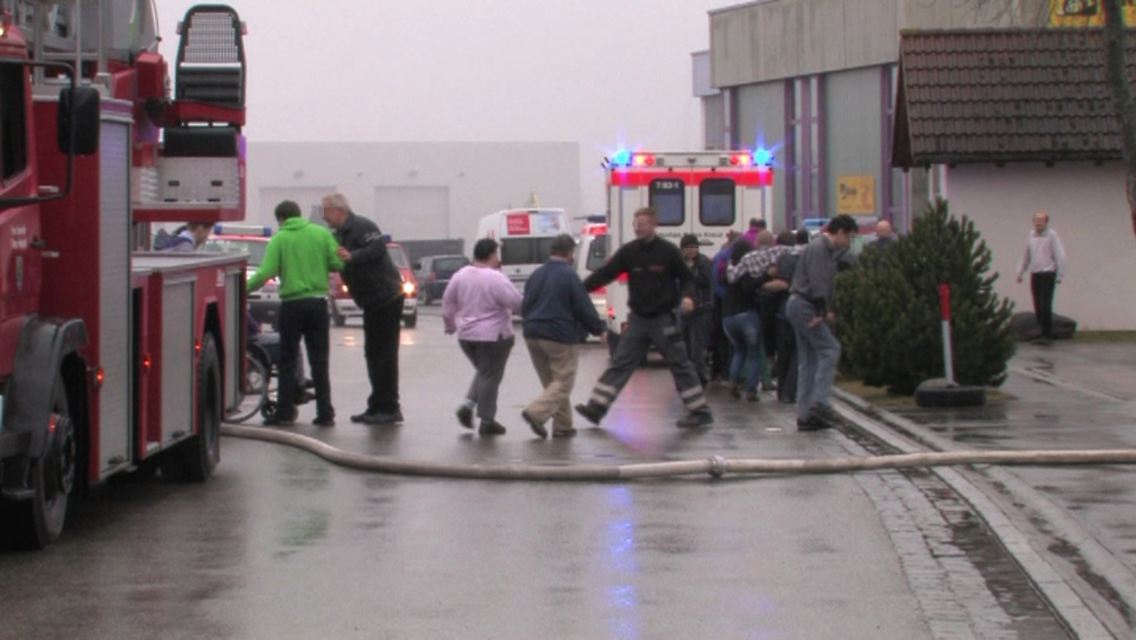 DI10370-20121126.jpg4775752870930052781.jpg