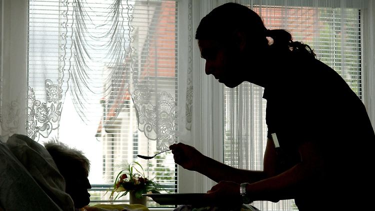 Die demographische Entwicklung führt zu immer mehr pflegebedürftigen Menschen.
