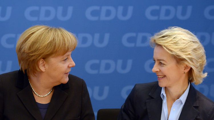 Merkel und Von der Leyen sind sich einig: Auf schlechte Nachrichten verzichten sie gern.