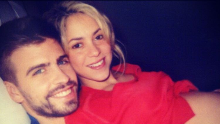 Glücklicher Popstar: Shakira plus zwei. (Quelle: instagram.com/itsshakira - Screenshot n-tv.de)