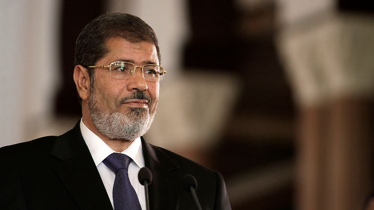Mohammed Mursi weist die Kritik von sich.