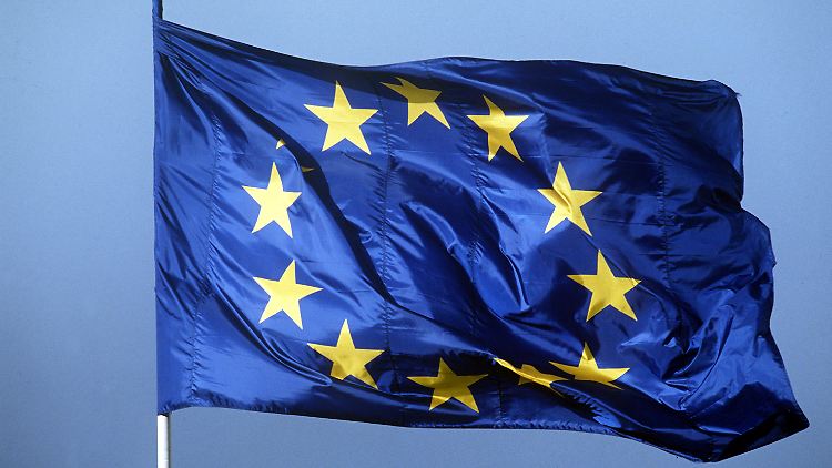 Unter der Flagge der EU soll die Aufsicht künftig besser klappen.