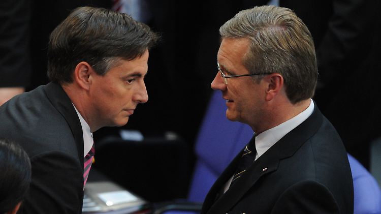 Wulff mit seinem Nachfolger McAllister während der Bundespräsidentenwahl.